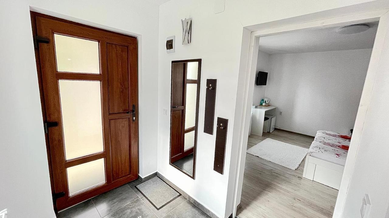 Apartament Linistit / Cozy Apartment Câmpulung Moldovenesc Eksteriør bilde